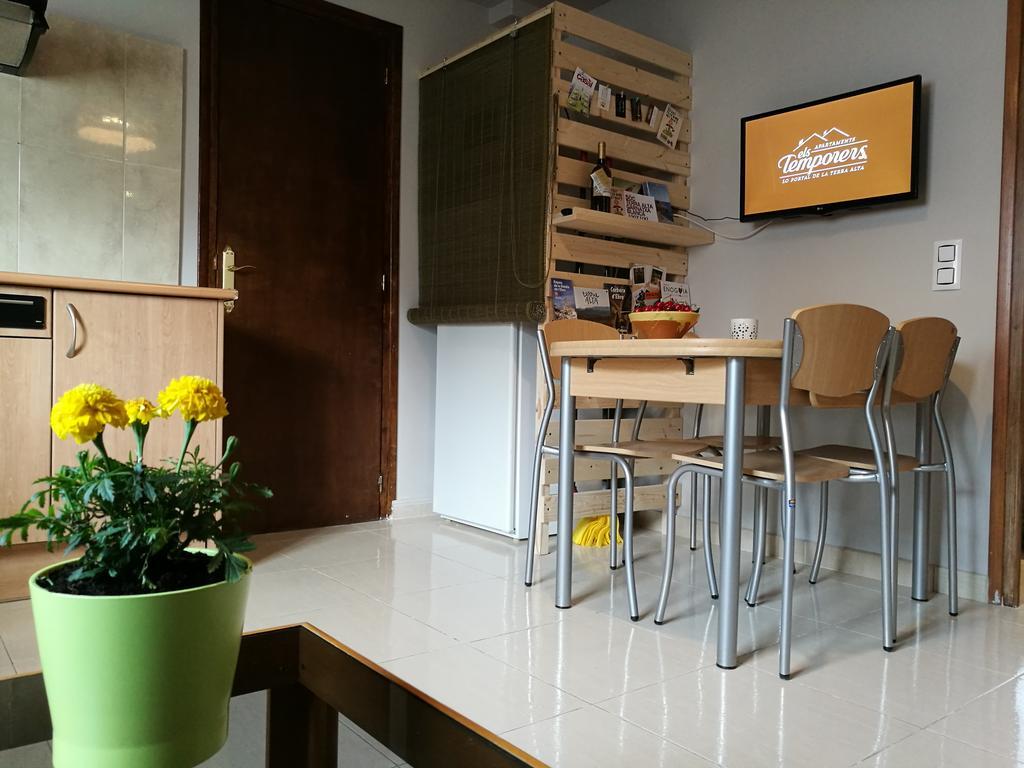 Apartaments Els Temporers Corbera Zewnętrze zdjęcie